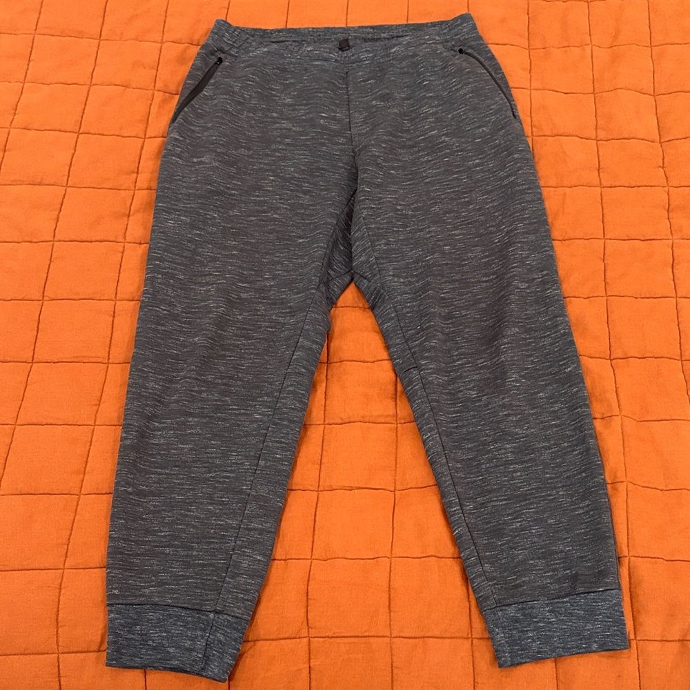Uniqlo Men's Gray Sweatpants
